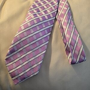 Geoffrey Beene Pink White Gray Men's Silk 61" Necktie Tie